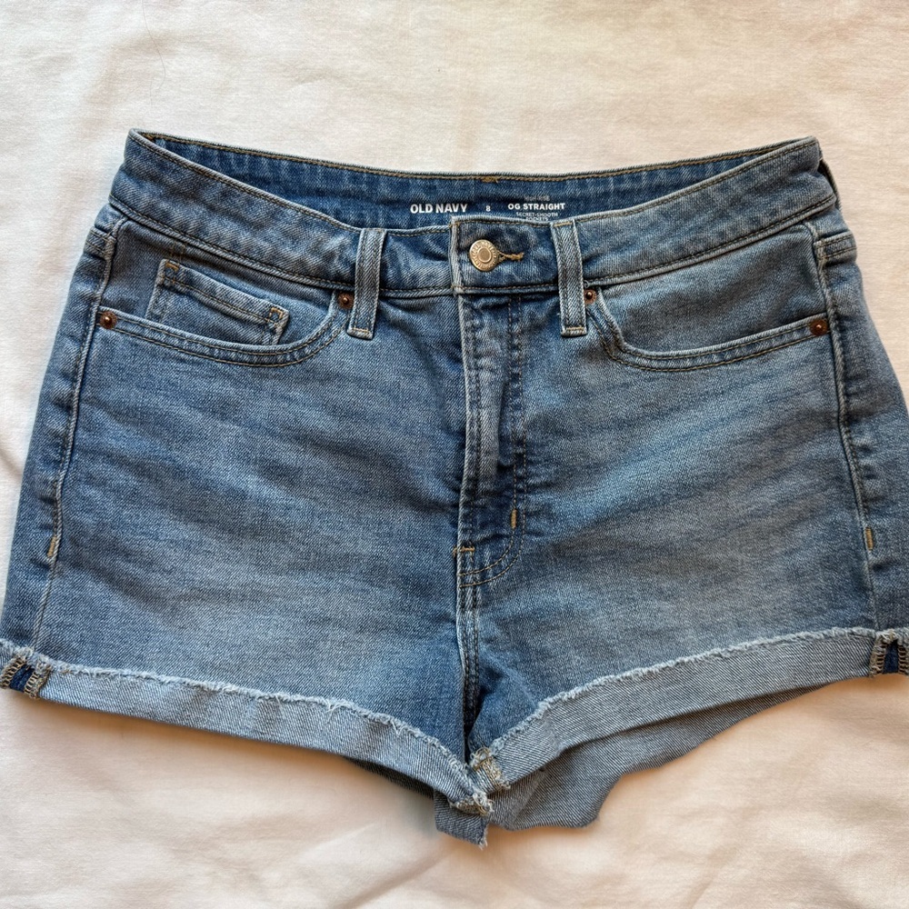 High Rise OG Straight Denim Shorts with Cuffed Hem | Old Navy | Size 8 - Picture 2 of 6